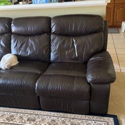Leather Couch With Recliners 