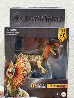 Hammond Collection Jurassic World Dilophosaurus