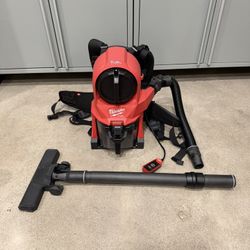 Milwaukee M18 Backpack Vacuum 