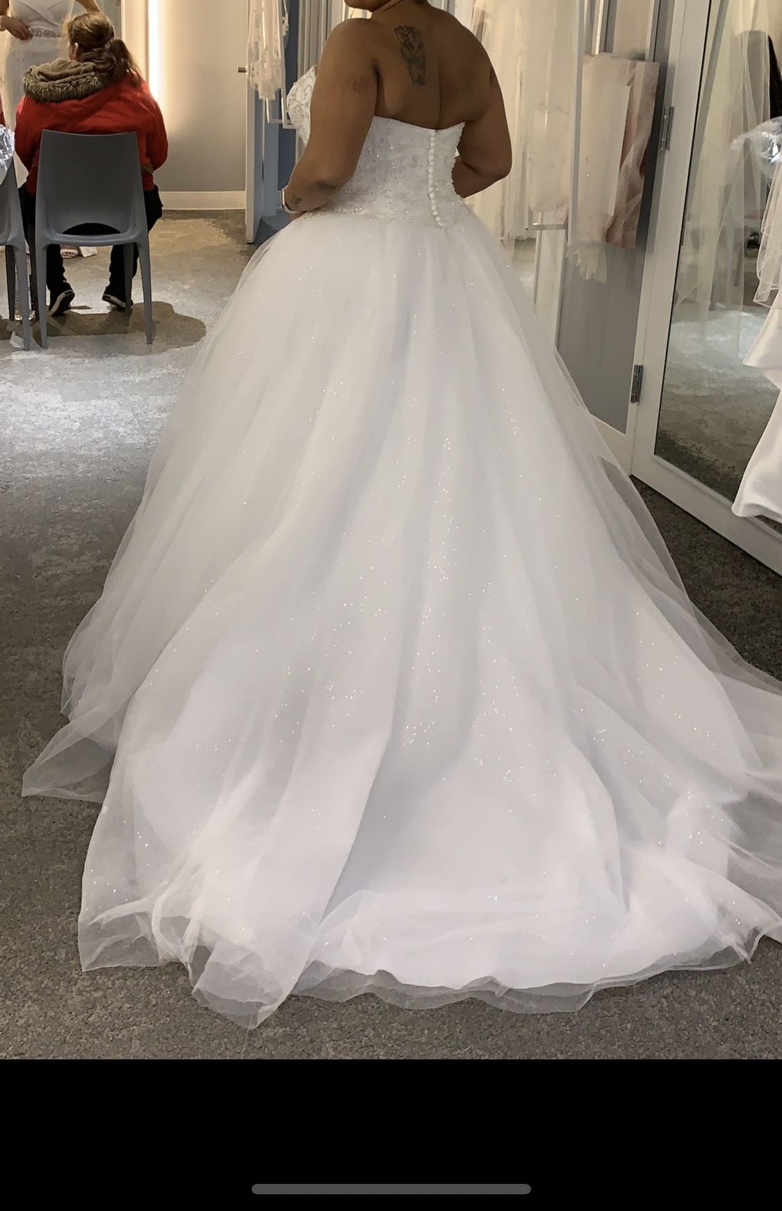 WEDDING DRESS