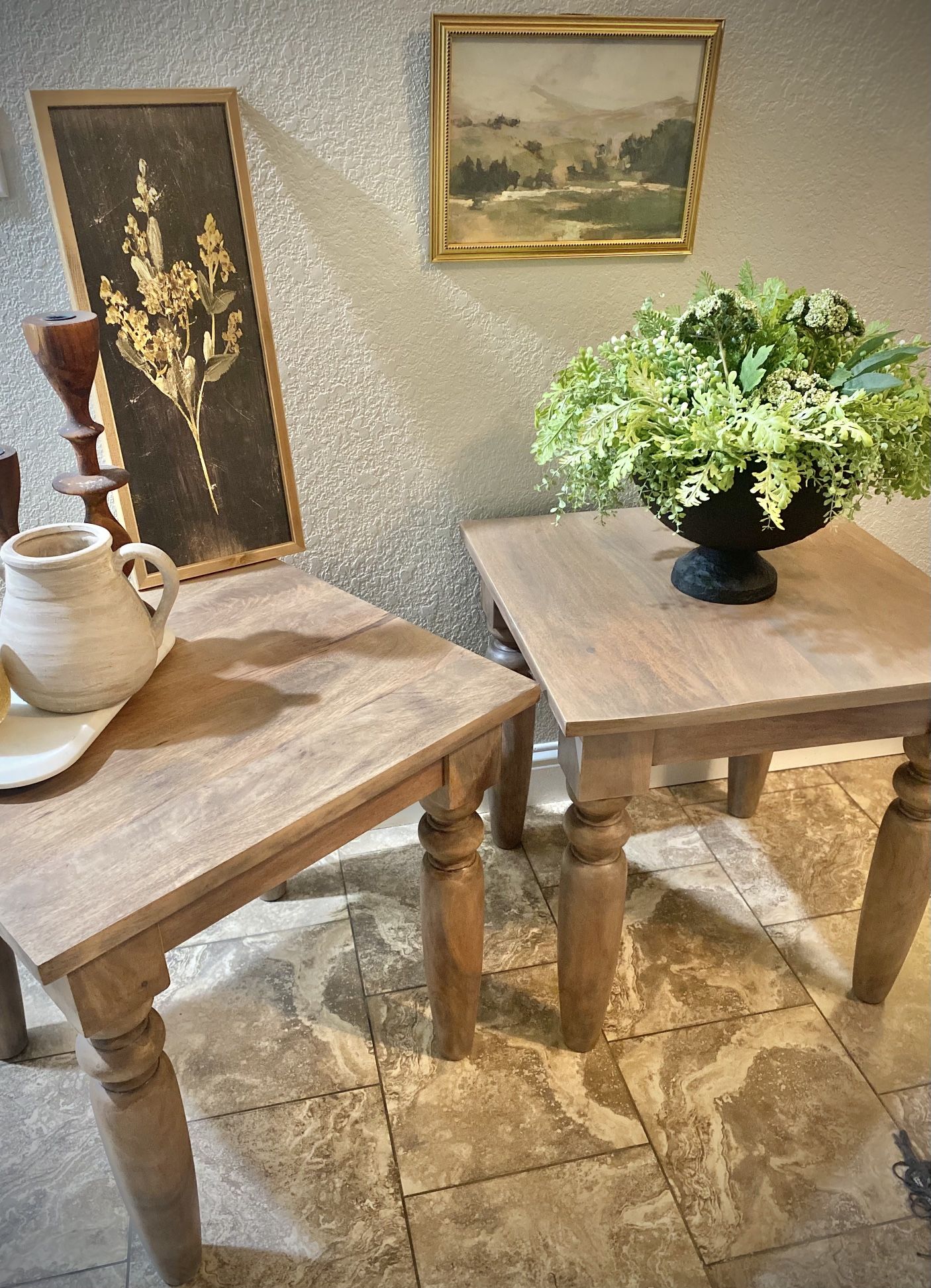 Highly Grained Solid Hardwood End Table Set