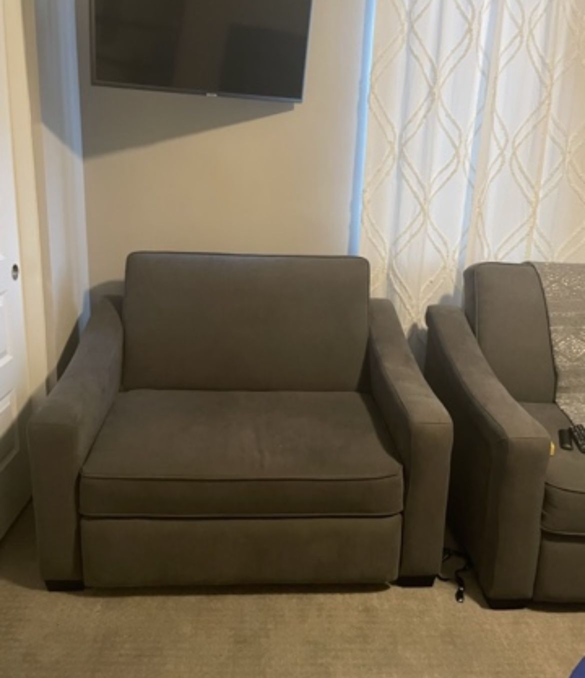 Huge chair- Turn Into Twin Bed