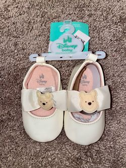 New baby Winnie the Pooh baby shoes