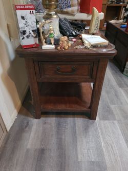 End table