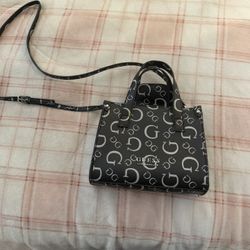 Guess bag