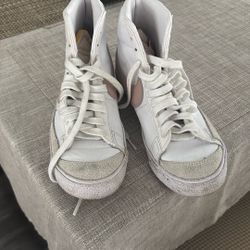 Nuke Shoes Size 6