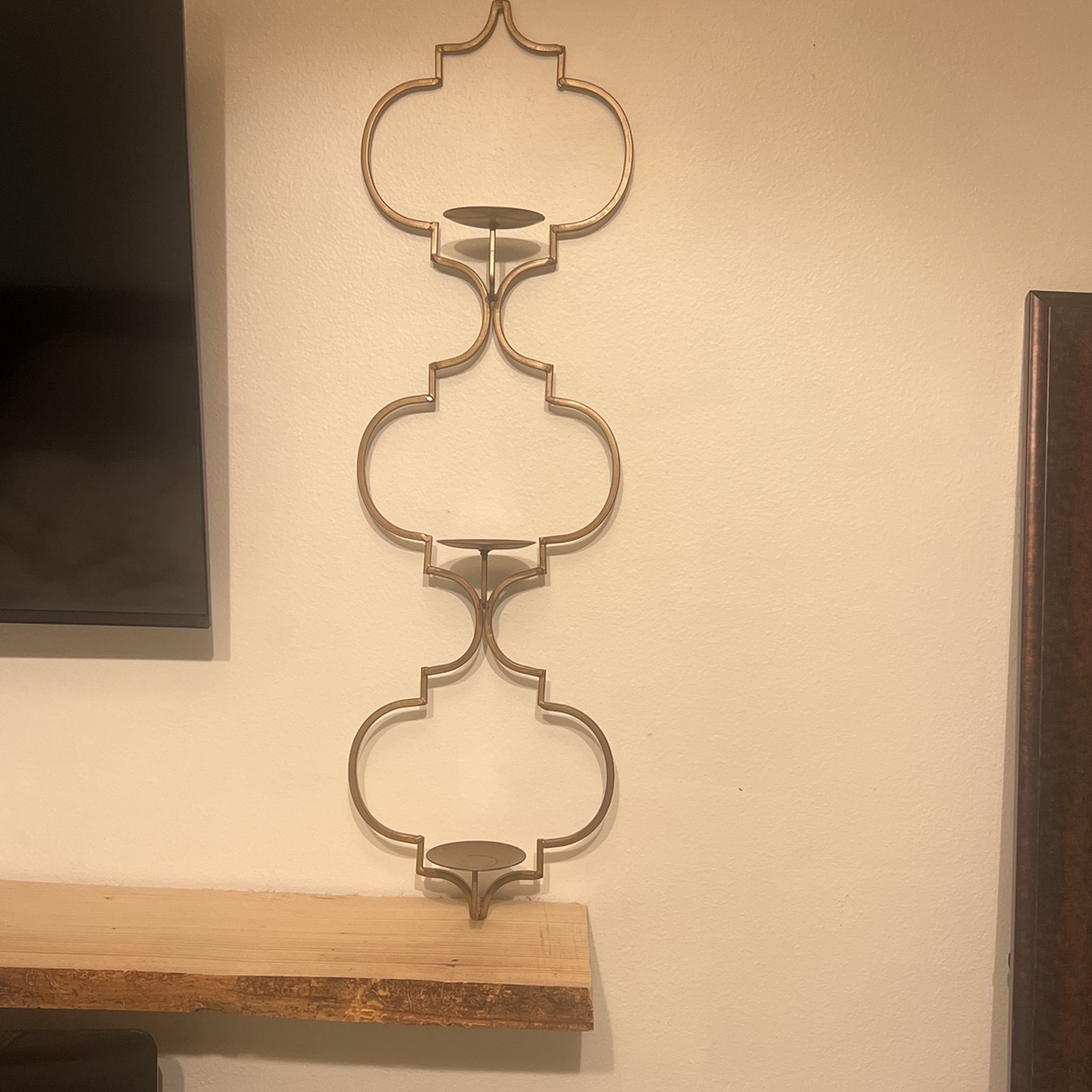 Hanging Three Candle Holder