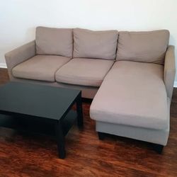 Moving Sale: Sofa+Coffe Table - Great Deal!