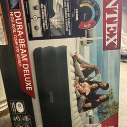 Intex King Size Air Mattress (NEW) 