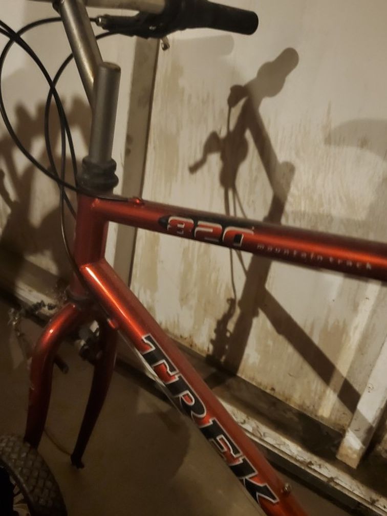 FREE old Trek 820 Men's Bike Frame