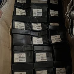 18 pairs of women shoes