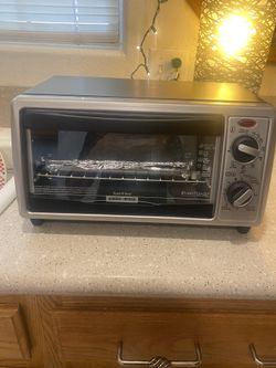 Like New Toaster Oven