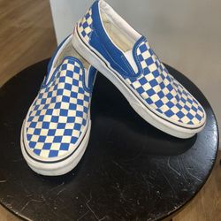 Women’s Checkered Vans 
