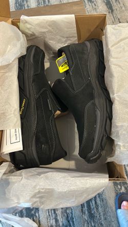 Skechers men’s shoes 11.5