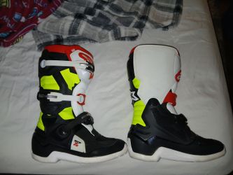 Alphinestars Tech 7s dirtbike boots