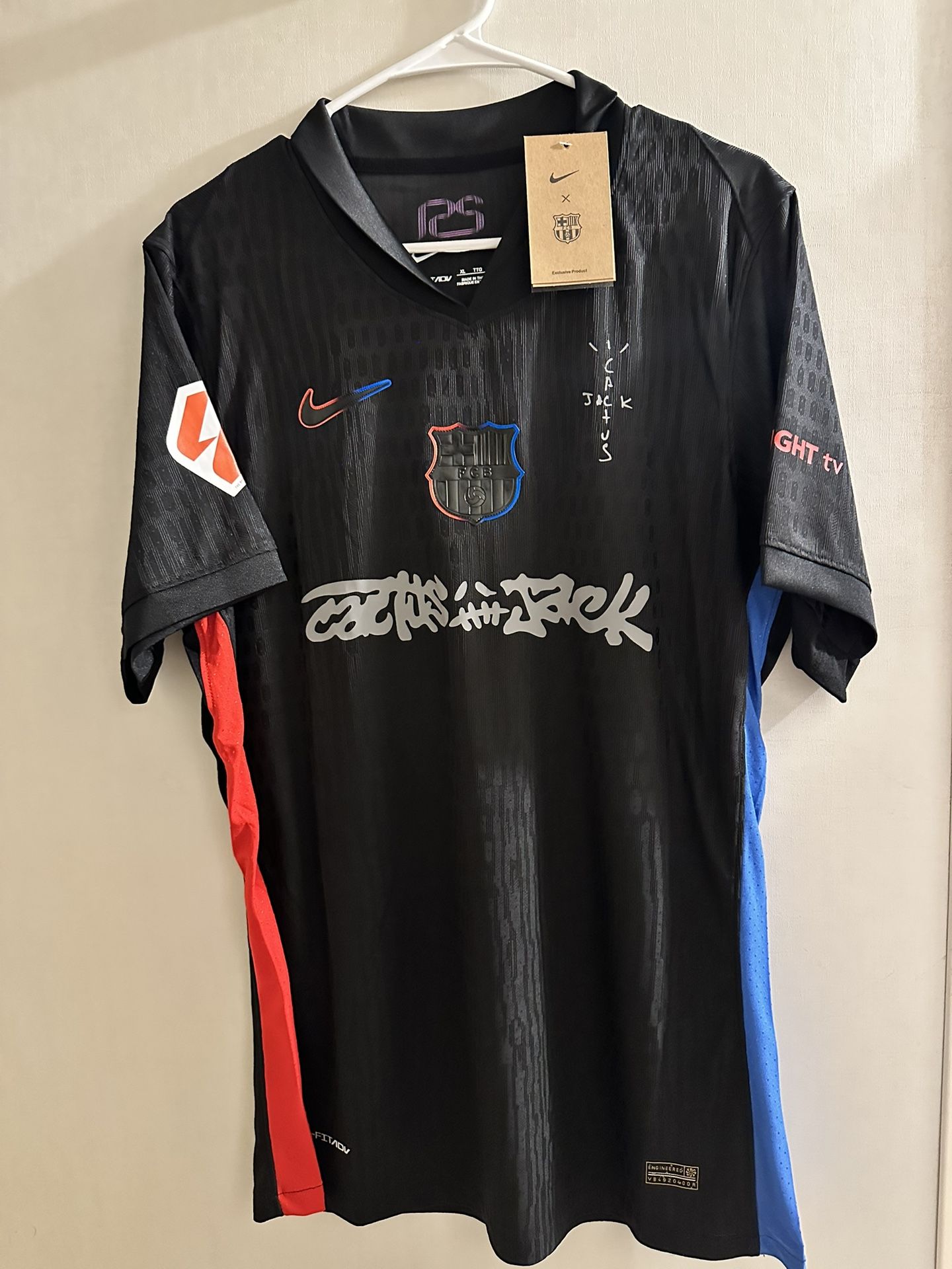 ウェア Travis Scott Cactus Jack Barcelona L Travis Scott Cactus Jack Barcelona L