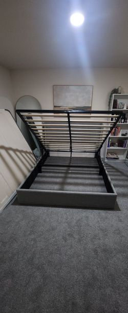 Queen Size Bed Frame With Mattress