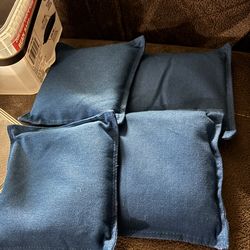 4 NEW beanbags (corn hole)