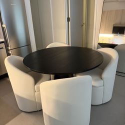 Round Solid Wood Base Dining Table