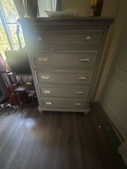 5 Drawer Chest