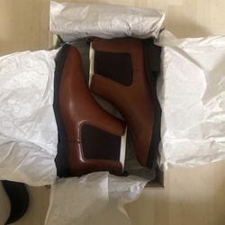 Woman’s Clark boots