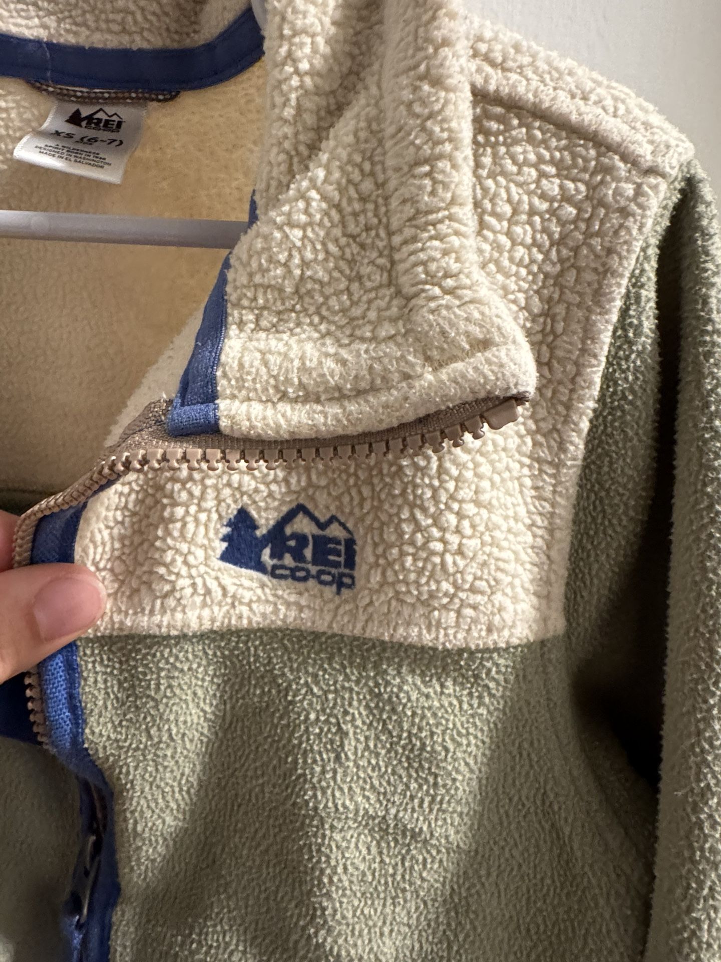 REI fleece XS (6-7)