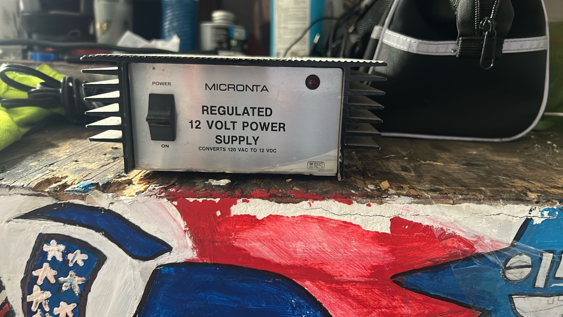 Regulator 12 V Power Supply
