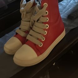  Boots 7mens Nd 9womens