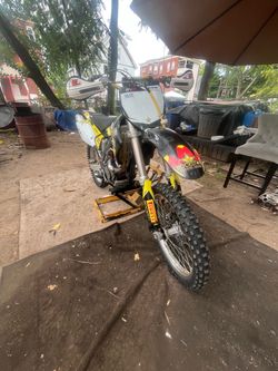 2006 Suzuki rmz250