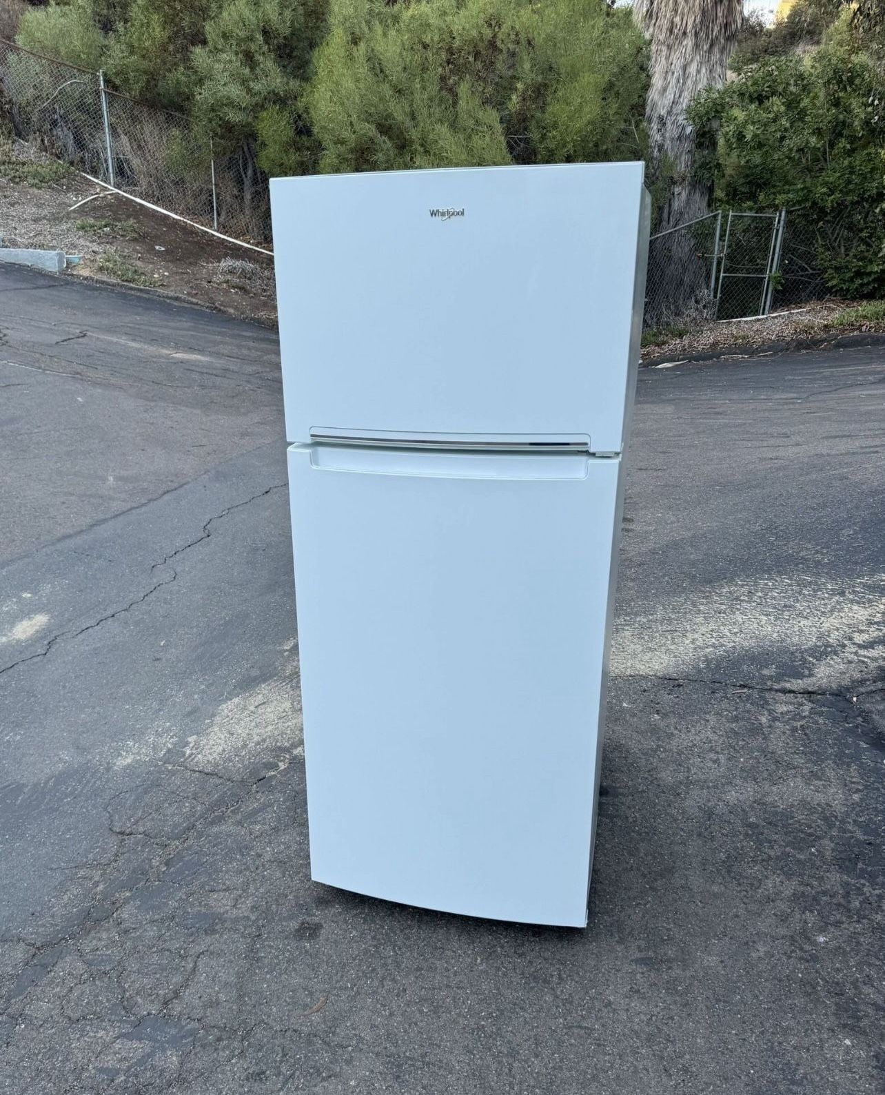 LIKE NEW Whirlpool Refrigerator Fridge With Freezer June 2024 Model (I Offer Delivery)
