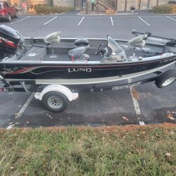 Lund  17 Foot 125 Merc Good Condition 