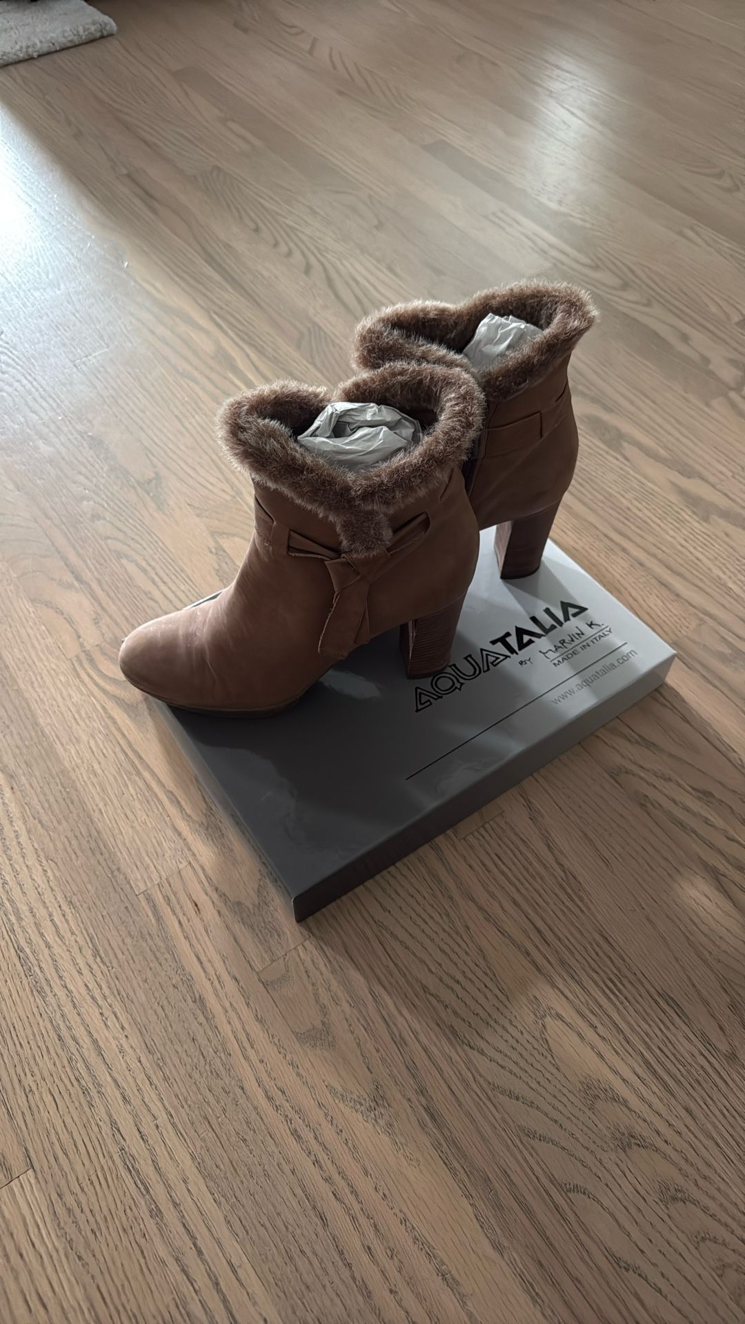 Women's Aquatualia Boots