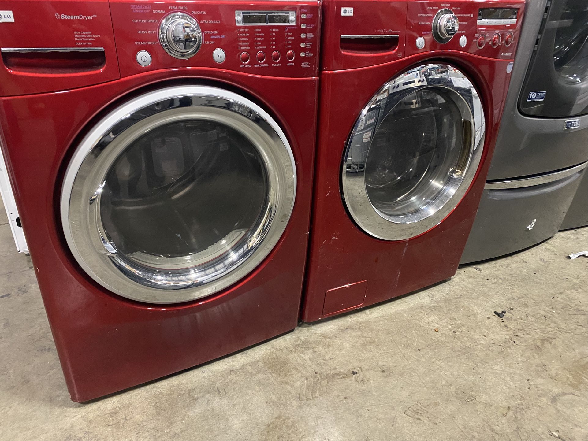 LG XL STEAM WASHER DRYER STACKABLE ELECTRIC SET ON SALE