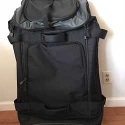 Rolling Travel Duffle Bag With  Wheels