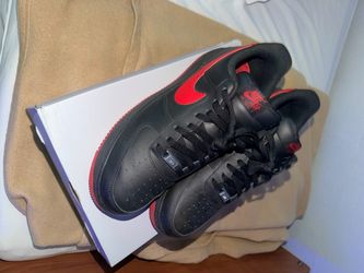 Air Force 1 black nd red