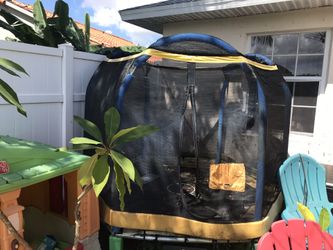 6ft Trampoline and net in good shape no rips or holes