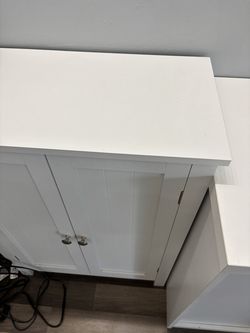 Side storage cabinet