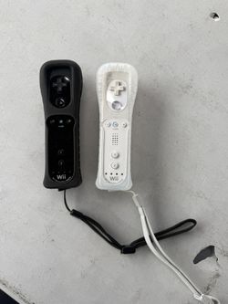 Nintendo Wii Remotes 