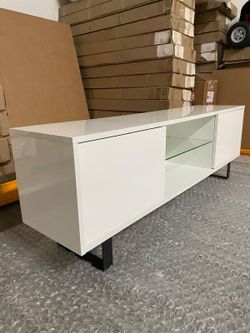 NEW Tv stand in the box