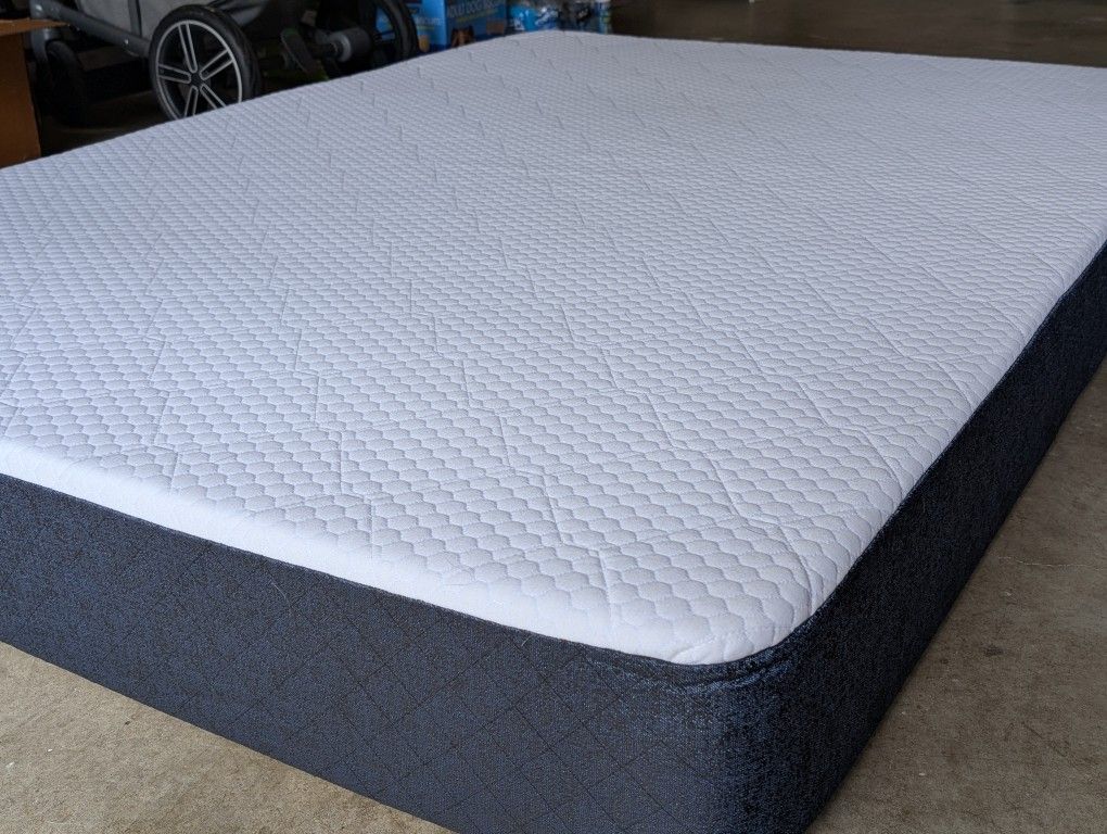 Novaform Full/Double Mattress