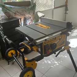 DeWalt Table Saw 10".