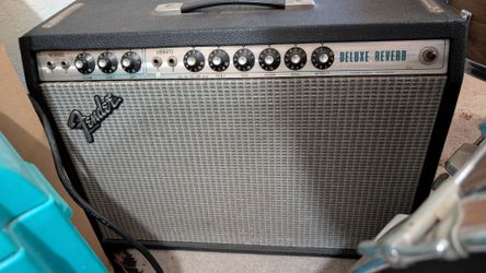 Fender Deluxe Reverb Vintage Silverface Tube Amplifier