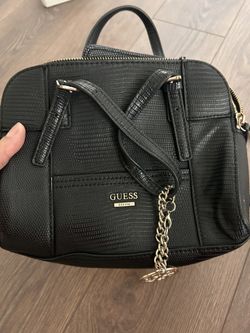 Guess Purse - Like New!!