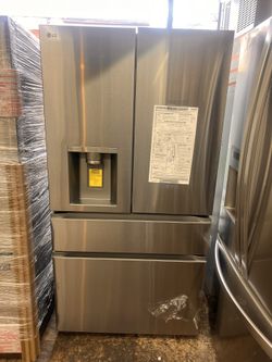 29 cu. ft. Smart Standard-Depth MAX™ 4-Door French Door Refrigerator with Full-Convert Drawer