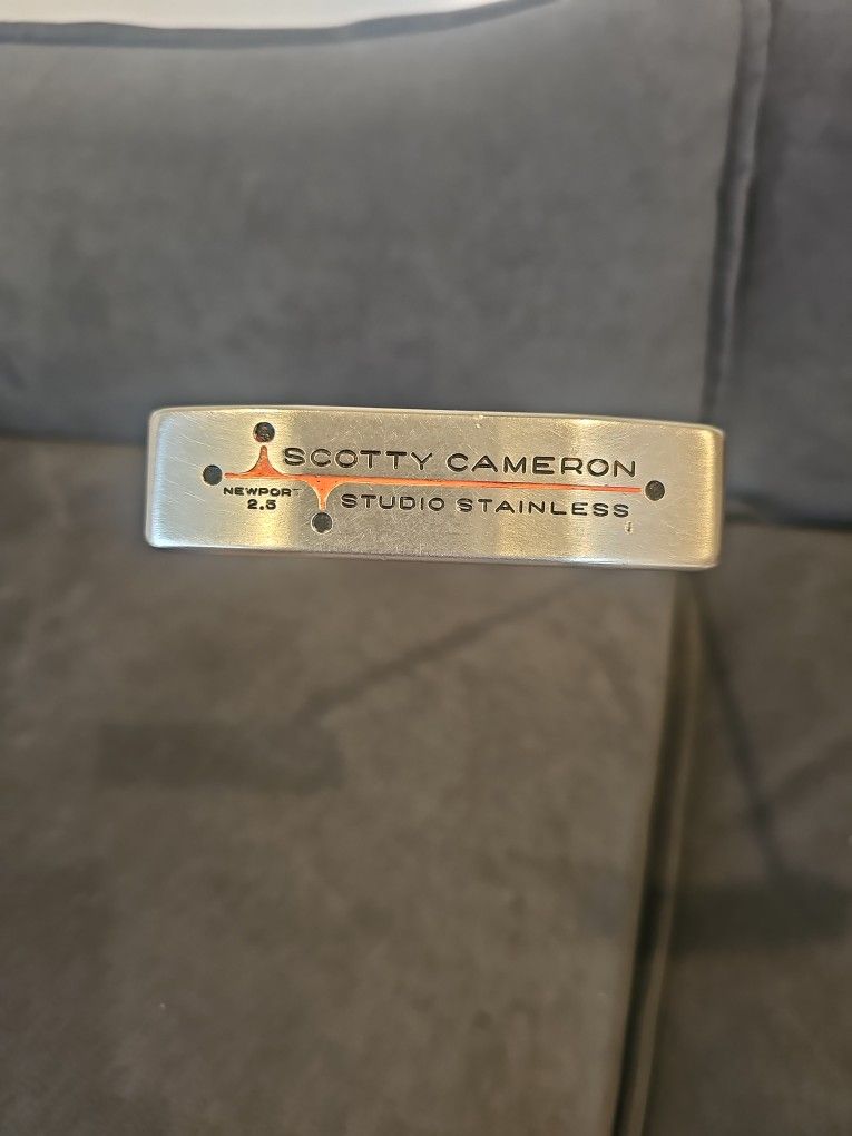 Scotty Cameron Golf Putter Newport 2.5 Sutdio Stainless 34"