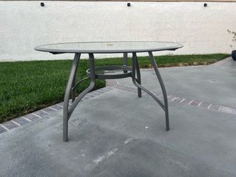 51” Round Glass Top Patio Table - No chairs