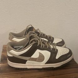 Nike Low Dunks Brown Plaid(size 4.5)