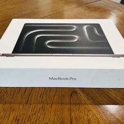 Apple MacBook M3 PRO - 14 Core GPU/36GB RAM/512GB SSD, 14 inches, Space Black - New / Sealed
