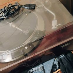 Vintage Denon DP-60L Turntable W/2 Tonearms 