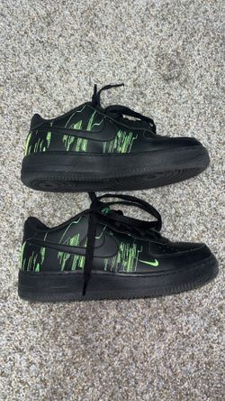 Youth shoes  size 4T